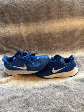 Nike Kyrie Low TB Racer Blue Size 10 Euc